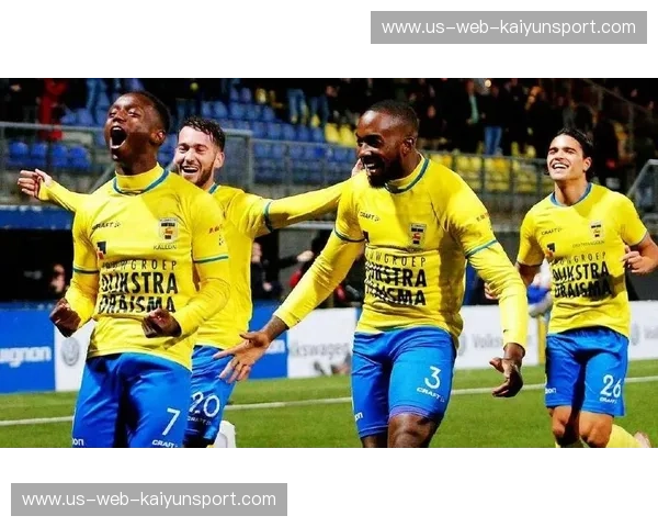 荷甲新赛季，埃因霍温青年与福伦丹的激情碰撞——一场关于青春、梦想与荣耀的史诗